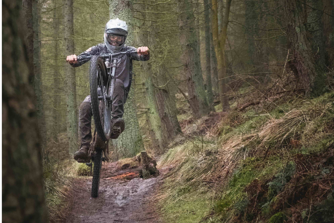 MTB Advanced - Fokus Wheelie