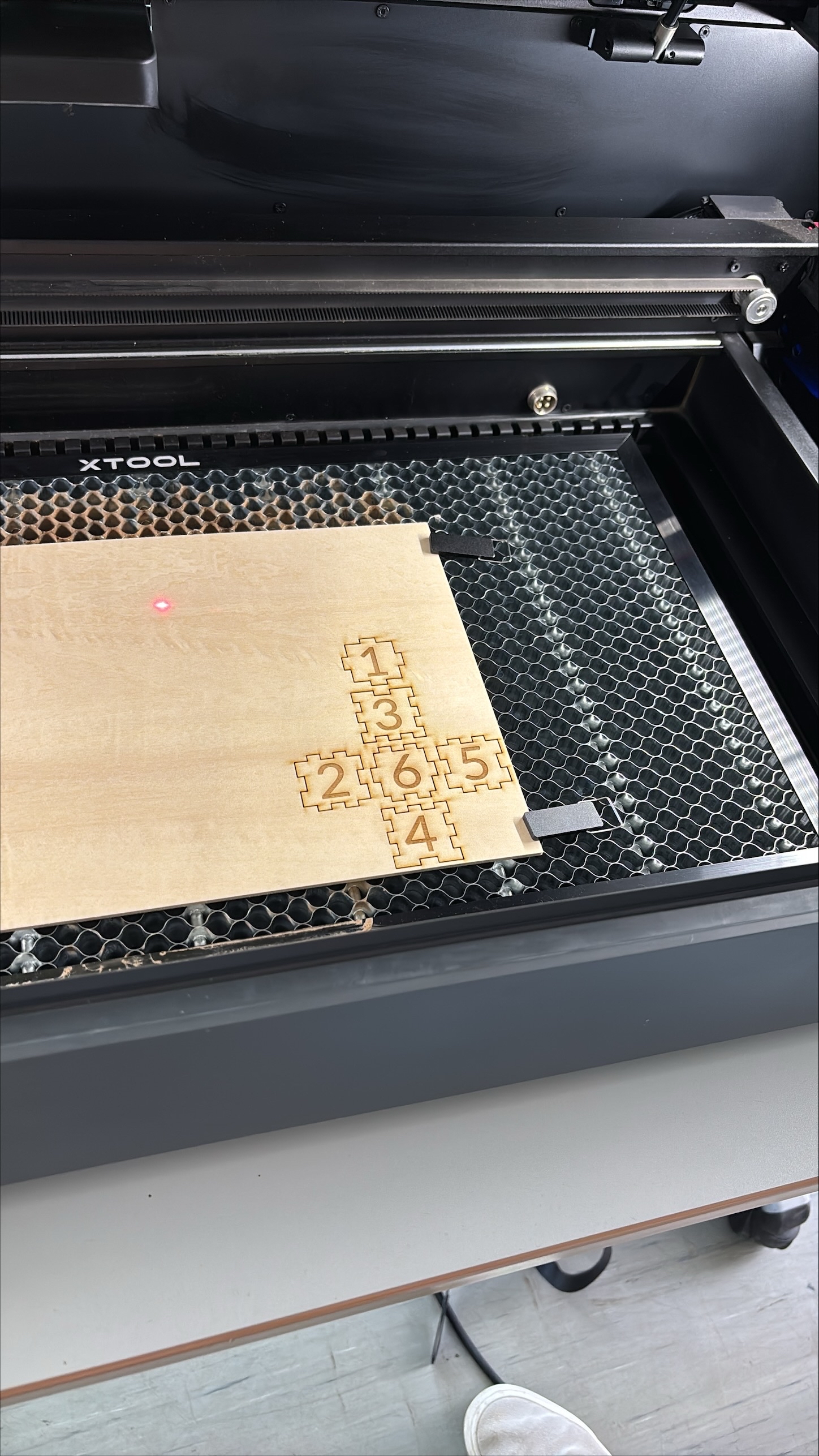 Unterrichtsmaterialien aus dem Lasercutter